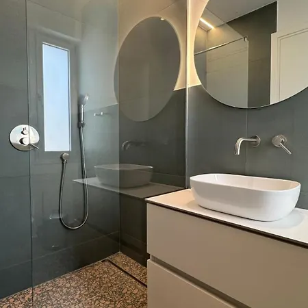 Centre Cozy Luxury Entire Homee ניקוסיה